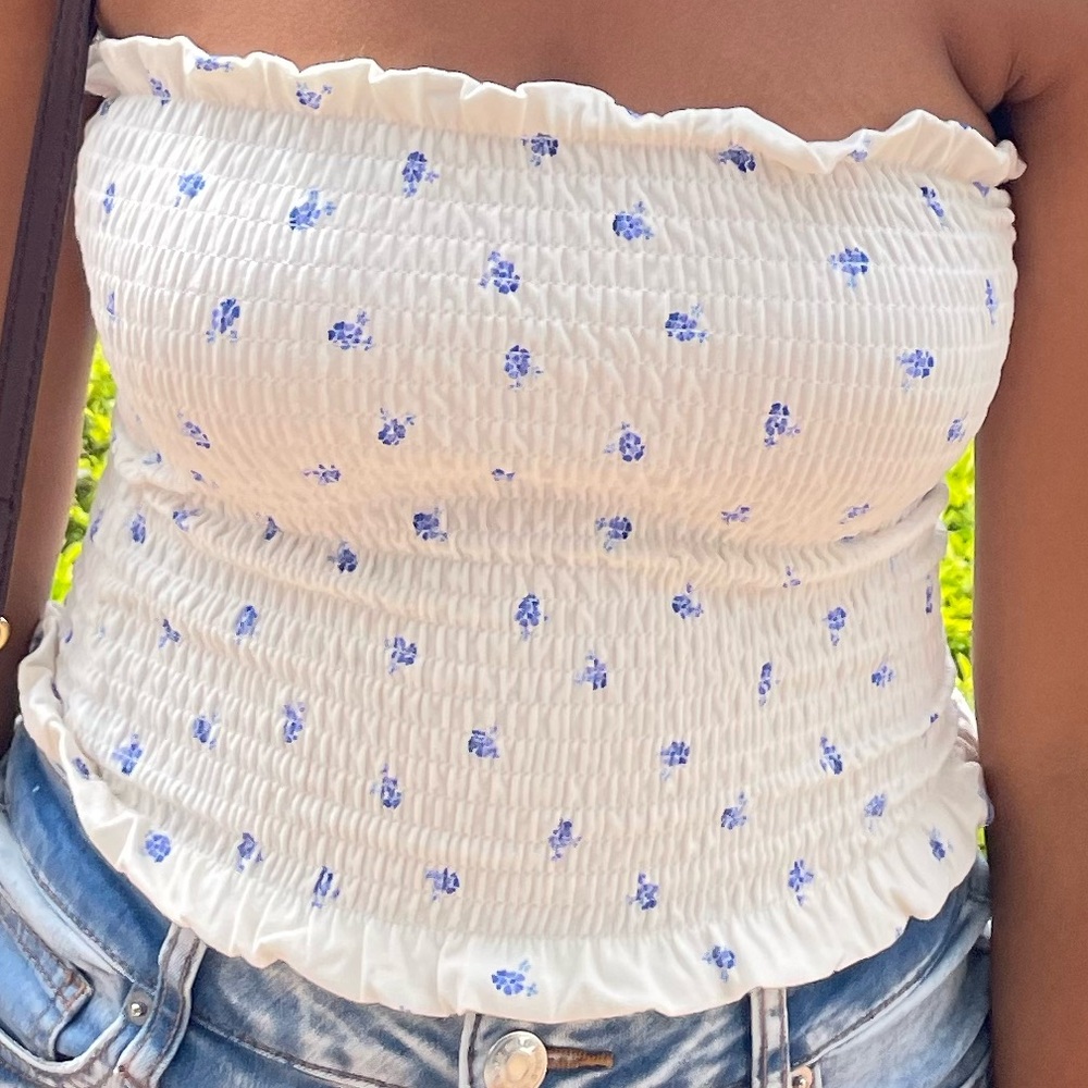 H&M white tube top w/ blue flowers